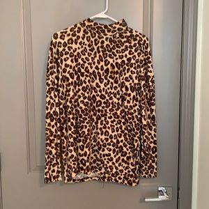 Long sleeve plus size cheetah print top